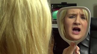 Fifi Foxx - I Swapped Bodies With Mom